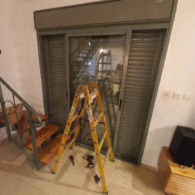 תריסים
